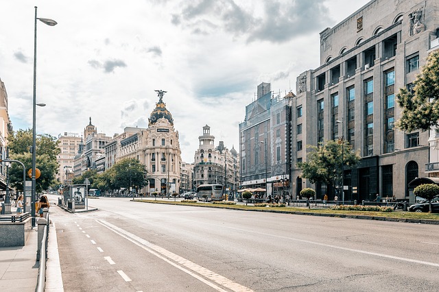 ¿Dónde trabajar en España? Ciudades con más y menos demanda de empleo